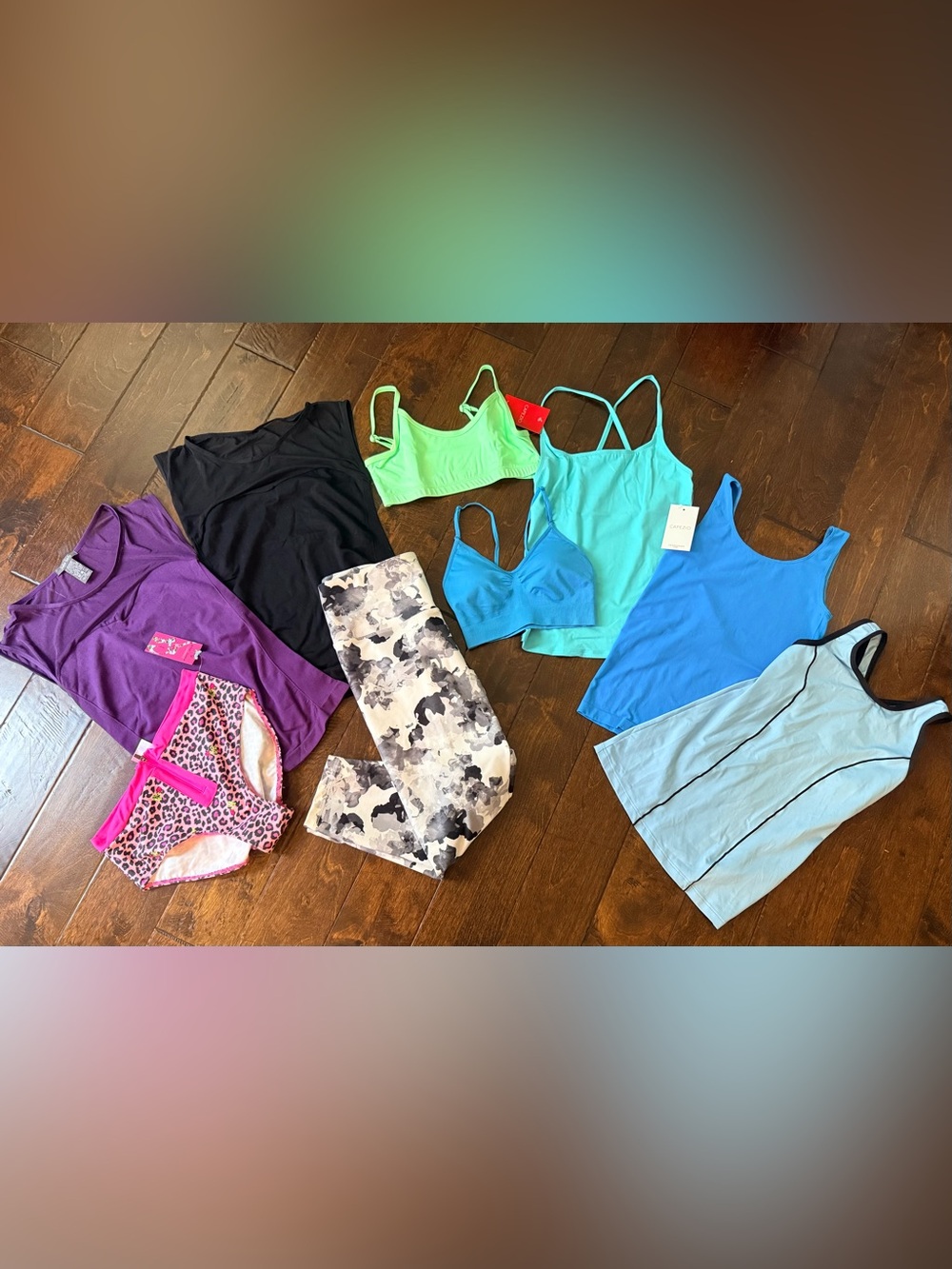 9 lot NEW Capezio & Motionwear set. Tops and bottoms. YOGA PILATES Activewear M